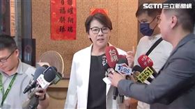 黃珊珊說明完畢離開黨中央