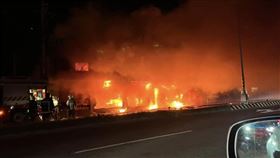 新豐,新竹,火警,萊爾富（圖／翻攝自新豐大小事、翻攝畫面）