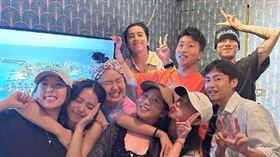 五熊曝光數張《我的少女時代》演員聚會合照。（圖／翻攝自IG）