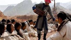 ▲流放。（影視示意圖／翻攝自百度百科）