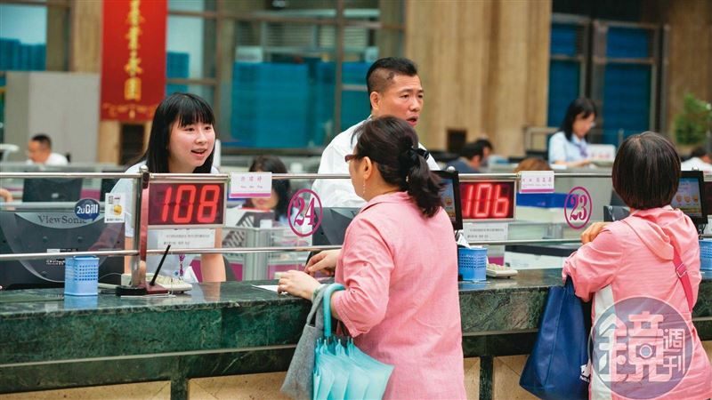 房貸利率竟比信貸高 他連跑3銀行借不到錢
