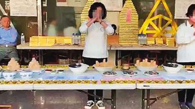 加持金莎後賣天價！土地公排隊降駕還笑場