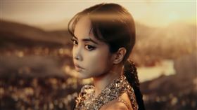蔡依林無預警推出〈日不落〉的全新MV。（圖／翻攝自蔡依林 Jolin Tsai YouTube）