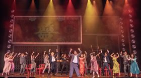 創下台灣及美國跨國製作首例、改編自李安經典電影《囍宴》音樂劇，9月21日至9月22日將移師高雄衛武營歌劇院演出。（圖／華文音樂劇提供）