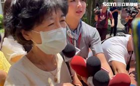 ▲陳佩琪離開聯醫面對媒體詢問沒有回答。