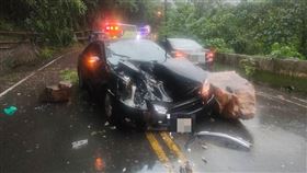 台中,台8線,東關路,落石,和平區,山區,大雨,意外（圖／翻攝畫面）