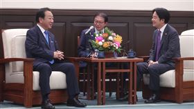 總統賴清德今（21）日接見「日本前首相暨立憲民主黨最高顧問野田佳彥眾議員一行」。（圖／行政院提供)