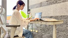 久坐是現代人辦公通病，各式機能的人體工學電腦椅成為特力屋的長銷商品。（圖／品牌業者提供）