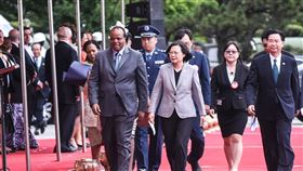 總統蔡英文主持「軍禮歡迎史瓦帝尼王國恩史瓦帝三世國王暨王妃一行」。 （圖／記者林敬旻攝）