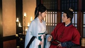 《墨雨雲間》吳謹言（左）、王星越聯手復仇。（圖／愛爾達電視提供）