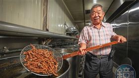 「報恩雞爪凍配方」還千萬債還成台中名產