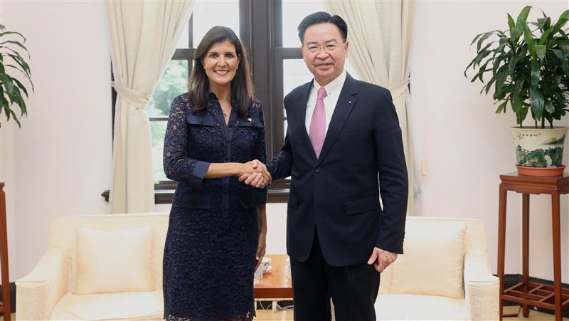 會見吳釗燮！海莉：台需要美、美也需要台