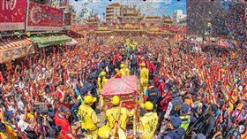 ▲獲獎照片，白沙屯媽進香。（圖／翻攝自臉書存摺攝影）