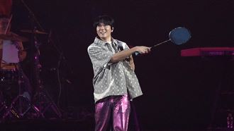 宇宙人台上開打畫面曝　小玉不忍抱怨這事