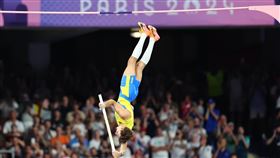 瑞典飛人杜普蘭提斯破世界紀錄摘金（2）2024巴黎奧運男子撐竿跳決賽出現刷新世界紀錄的金牌成績，瑞典名將杜普蘭提斯（Armand Duplantis）（圖）當地時間5日晚間歷經2次試跳失敗，在第3次成功躍過6公尺25大關，打破自己今年4月才締造的世界紀錄。中央社記者王騰毅巴黎攝　113年8月6日
