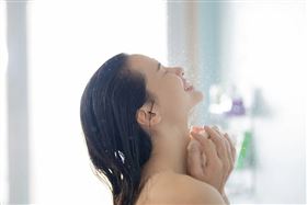 ▲ 做愛前先洗澡，是基本禮貌喔！（圖／canva）