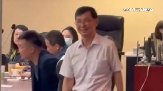 京華城案關鍵角色！彭振聲低調出席調查會