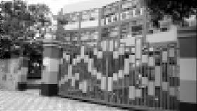 台中,太平,幼兒園,虐童,樓梯,拖行（圖／翻攝畫面）