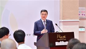 卓榮泰說，感謝大家針對公共事務提供許多寶貴建議，並協助政府與青年朋友溝通。（圖／行政院提供）