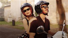 莉莉柯林斯《艾蜜莉在巴黎》。（圖／Netflix提供）