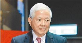 ▲高院改判何壽川8年8月刑期，其律師稱未涉及「不當利益」表示強烈不滿。（圖／翻攝畫面）

