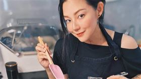 歐陽靖開車載兒竟遭惡意逼車。（圖／翻攝自歐陽靖臉書）