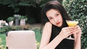 宋祖兒爆逃漏稅被封殺。（圖／翻攝自微博）