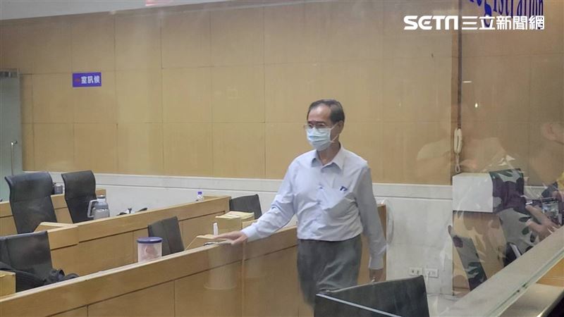 鄭天財辦公室前執行長張騰龍出庭時認罪，且表示曾親眼見過鄭在國會辦公室收下業者給的錢。（資料照／記者楊佩琪攝）