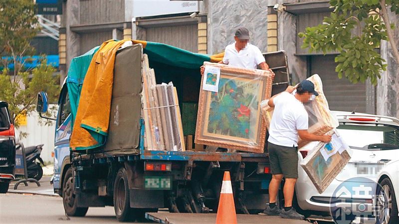蹭總統拿國家場館背書　假畫集團牟利黑幕