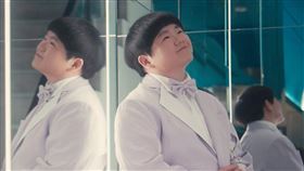 小胖林育羣睽違6年新歌暗藏初戀故事。（圖／諾拉說音樂製作有限公司提供）