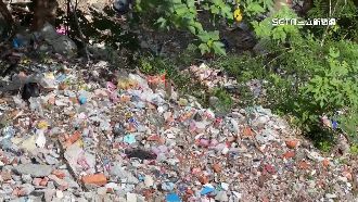 獨／焚化爐不給燒！大鳥村綠地被當掩埋場