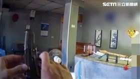 屏東長治鄉中興路段昨（27）日下午發生民眾酒後口角衝突，鍾姓男子竟掏出槍造型打火機嚇壞眾人、甚至打傷友人，警獲報趕抵，依傷害及恐嚇罪嫌偵辦，案情卻被網傳為發生槍枝案件。