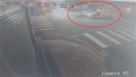 無照,咖啡店,工程車,闖紅燈（圖／翻攝畫面）