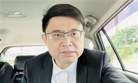 賴瑞隆批柯文哲4300萬商辦信託是「假動作」。（圖／賴瑞隆國會辦公室提供）