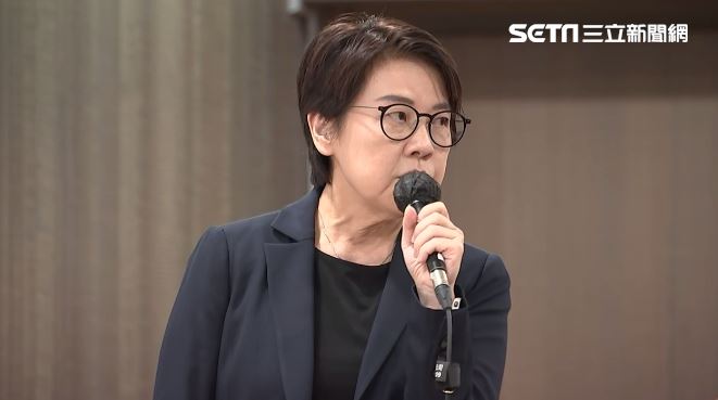 柯遭爆不明金流　黃珊珊：想未審先判？