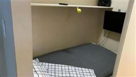 住衣櫃 翻攝自reddit