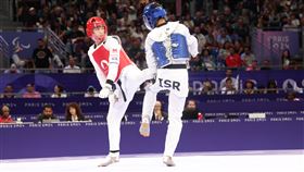 巴黎帕運跆拳道好手蕭翔文（紅衣者）。（圖／記者蔡厚瑄攝）