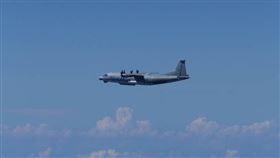 1架中國運-9情報收集機26日侵犯日本領空，日本防衛省公布畫面。（圖／翻攝自日本防衛省官網）
