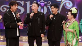 白冰冰（右起）訪問景行廳男孩。（圖／民視提供）