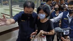 ▲陳佩琪被移送北檢複訊。（圖／翻攝畫面）