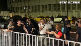 柯黑、柯粉北檢外（圖／翻攝畫面）