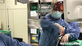 10歲女童胸長排球大腫瘤　醫：未來很辛苦／李佳穎醫師授權提供