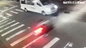 台中,路口,車禍,重傷,閃燈,閃紅燈,閃黃燈（圖／翻攝畫面）
