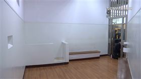 柯文哲候審室睡一夜！3坪大睡折疊床