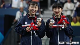 台灣帕運桌球好手田曉雯、林姿妤收下巴黎帕運女雙銀牌。（圖／體育署提供）