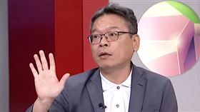 張益贍指出，現在剩下的小草們對柯文哲已經是宗教情懷了，「就是要相信阿伯」。