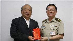 追京華城「後謝」　北檢聲押柯再傳關鍵人,朱亞虎(左)（圖／翻攝國防部發言人粉專）