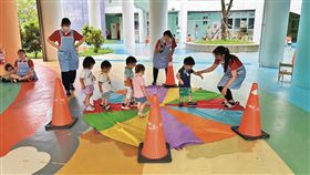 嘉豐幼兒園2022年才啟用，有許多遊樂設施提供孩子探索。圖非當事人。（翻攝嘉豐托嬰中心臉書）