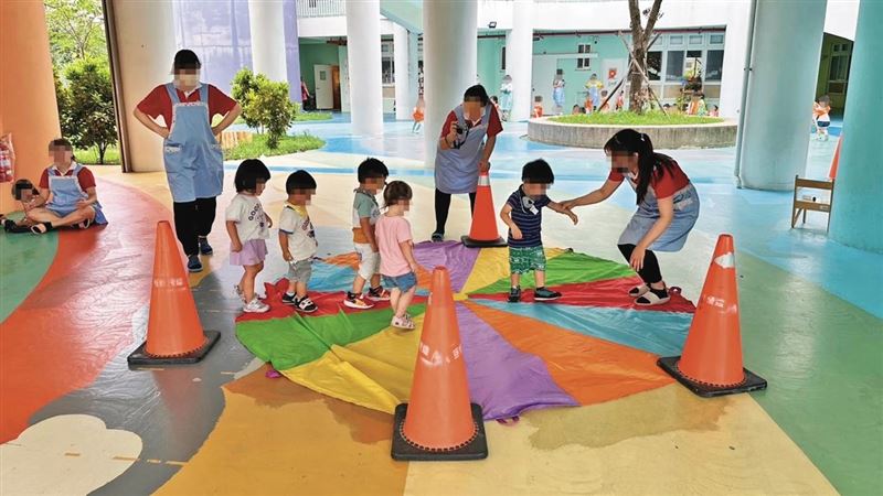 小孩瘀青師辯玩遊戲　家長見監視畫面心碎