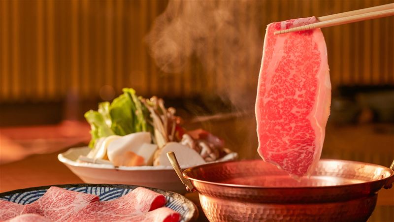 黑毛屋本家插旗嘉義耐斯飯店 首週全面8折